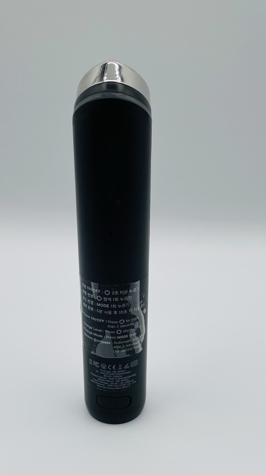 Medicube AGE-R Booster Pro Black 6-in-1 LED Skincare Device- Used