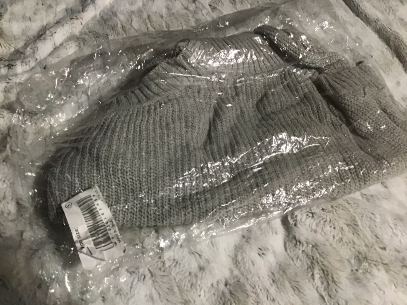 Grey one size cold shoulder turtle neck WP-030281659 new with tags