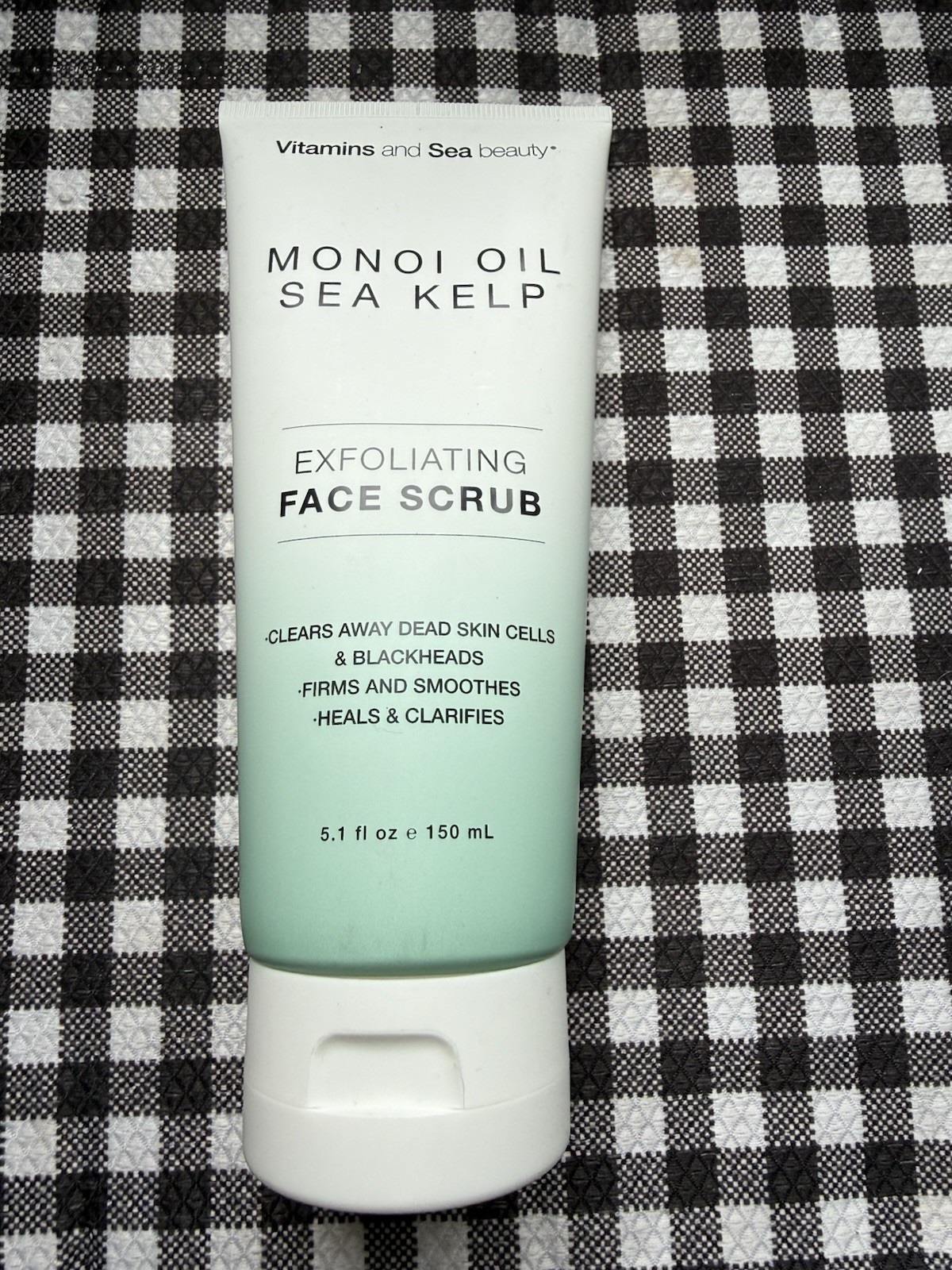 Vitamins and Sea beauty Dead Sea Minerals & Vitamin C Toning Serum, + Scrub