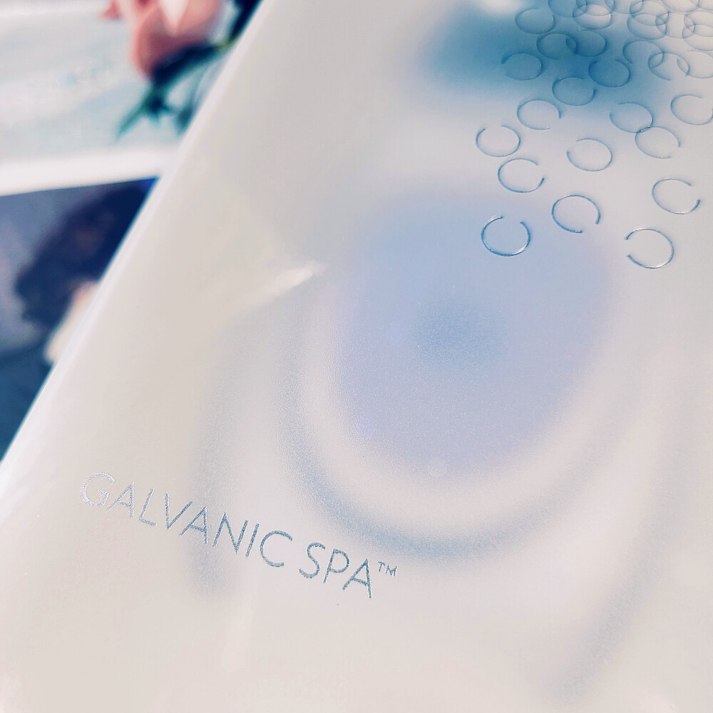 NUSKIN ageLOC Galvanic Spa +1 facial gels +1 cosmetic bag