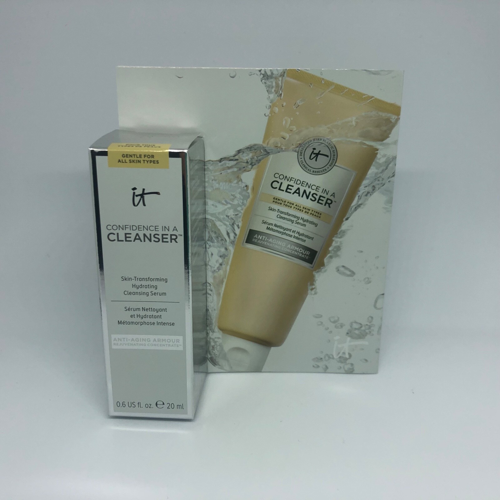 it Cosmetics Confidence in a Cleanser Deluxe Sample Size 20ml