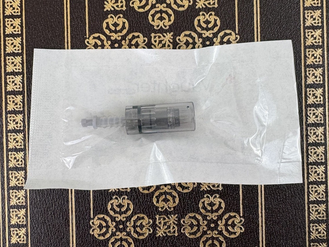 Derminator 2 Replacement Cartridge 12 Pin Needle Genuine OEM Micro New sealed