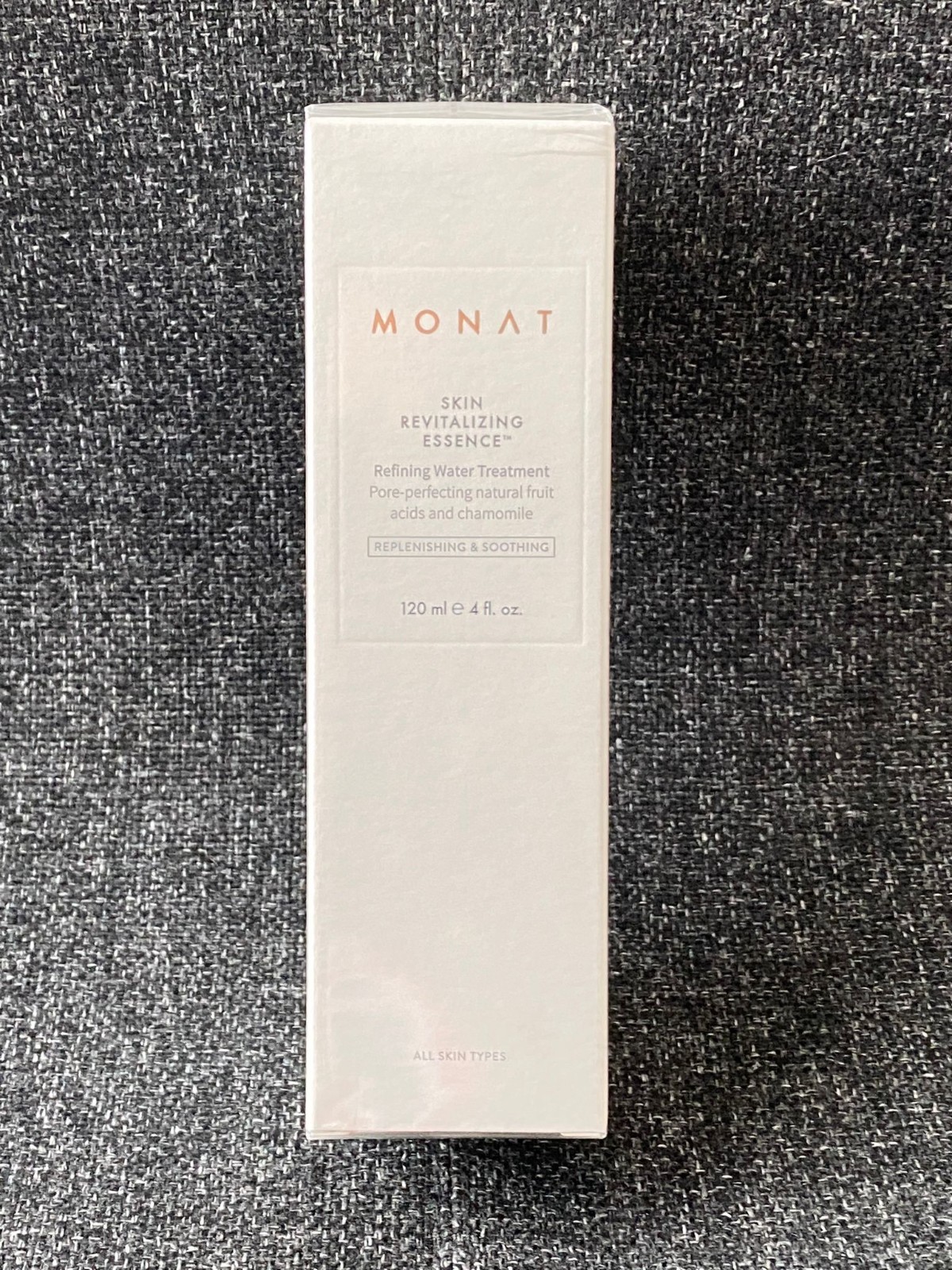 Monat Skin Revitalizing Essence Refining Water Treatment 4 oz – New and Sealed
