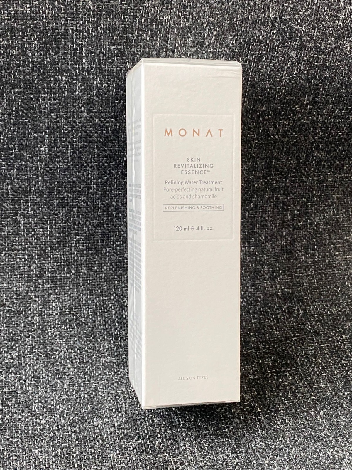 Monat Skin Revitalizing Essence Refining Water Treatment 4 oz – New and Sealed