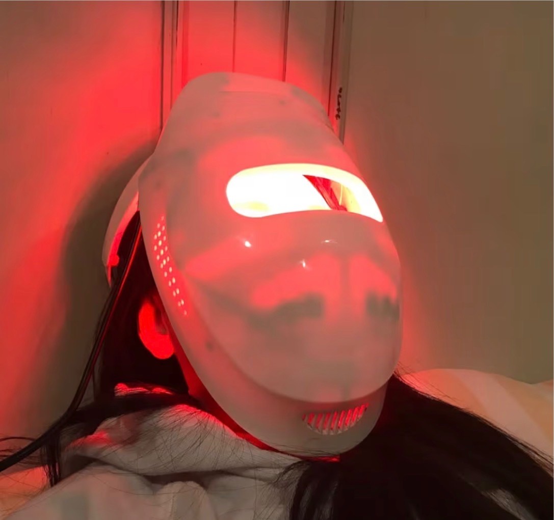 Derma Plus Photons Mask, LED Facial Mask Skin Rejuvenation Wrinkle Reducer
