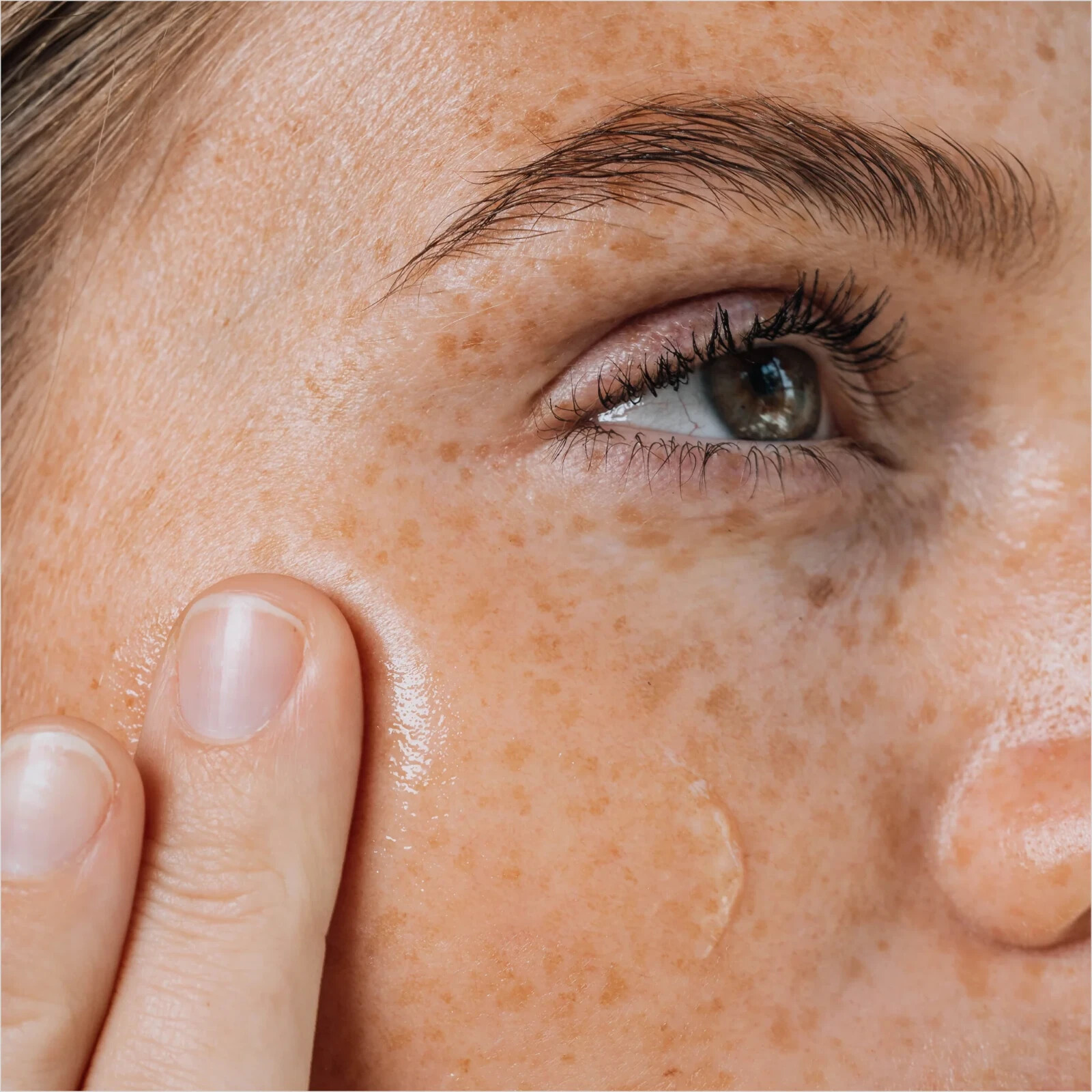 Advanced Dark Spot Corrector | Pigment Correcting + Tone Unifier