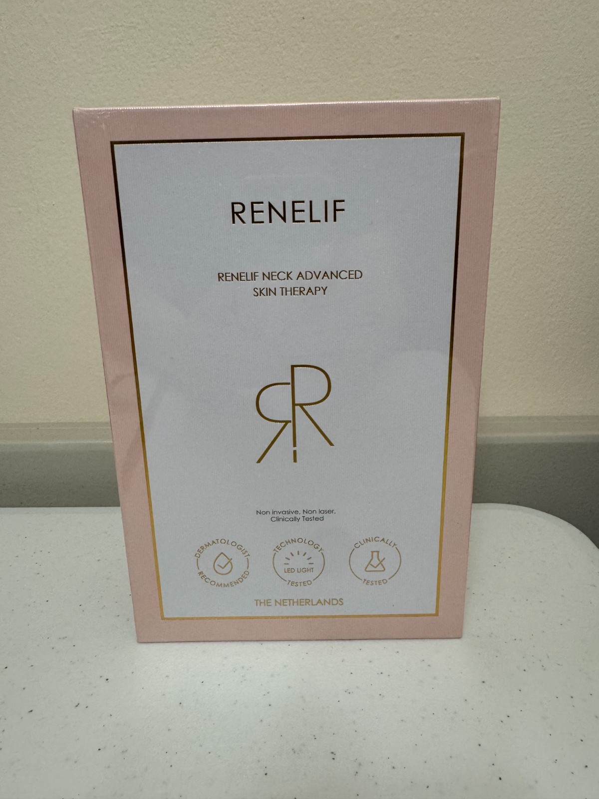 SpaceTouch Reviver Set + Renelif Neck Advanced Skin Therapy+Skin Products