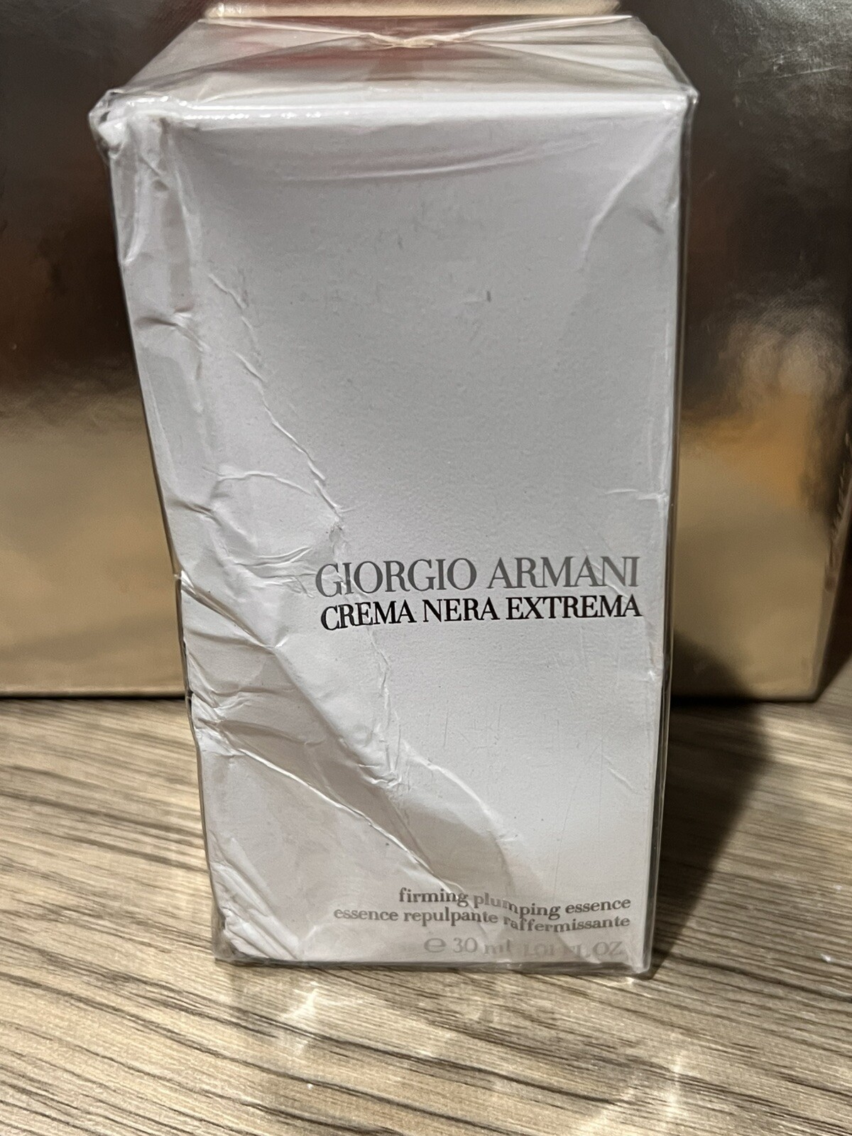 Giorgio Armani Crema Nera Extrema Firming Plumping Essence 1.01oz New With Box