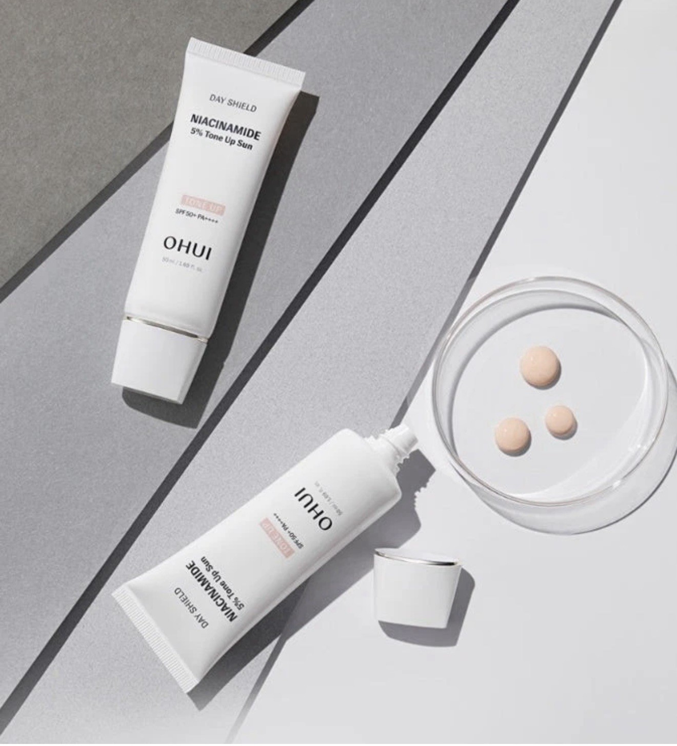 OHUI Day Shield Niacinamide 5% Tone-Up Sun SPF50+ PA++++ 50ml O HUI