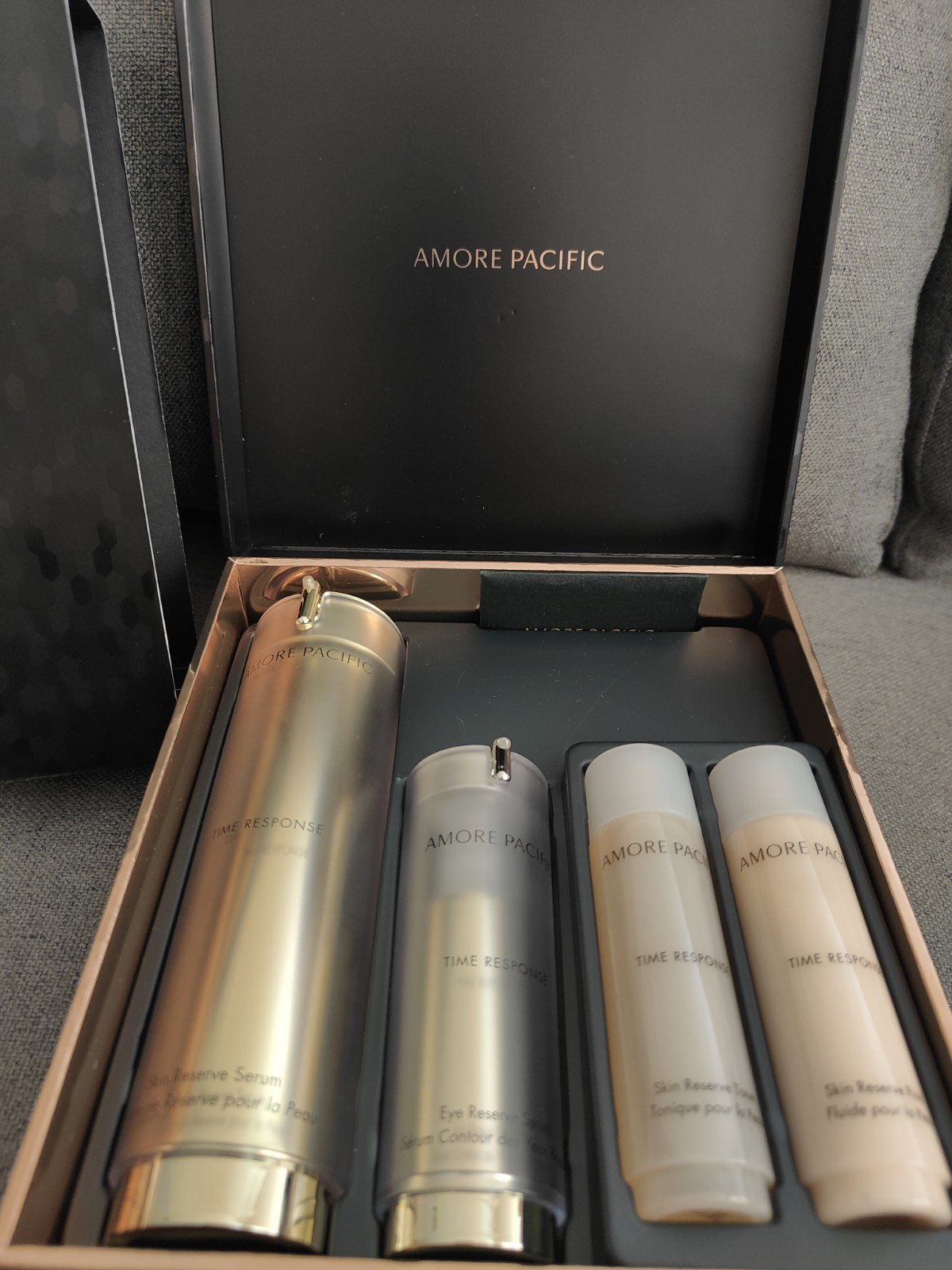 Amore Pacific Time Response Skin Reserve Serum AbsoluTea Collection Set New