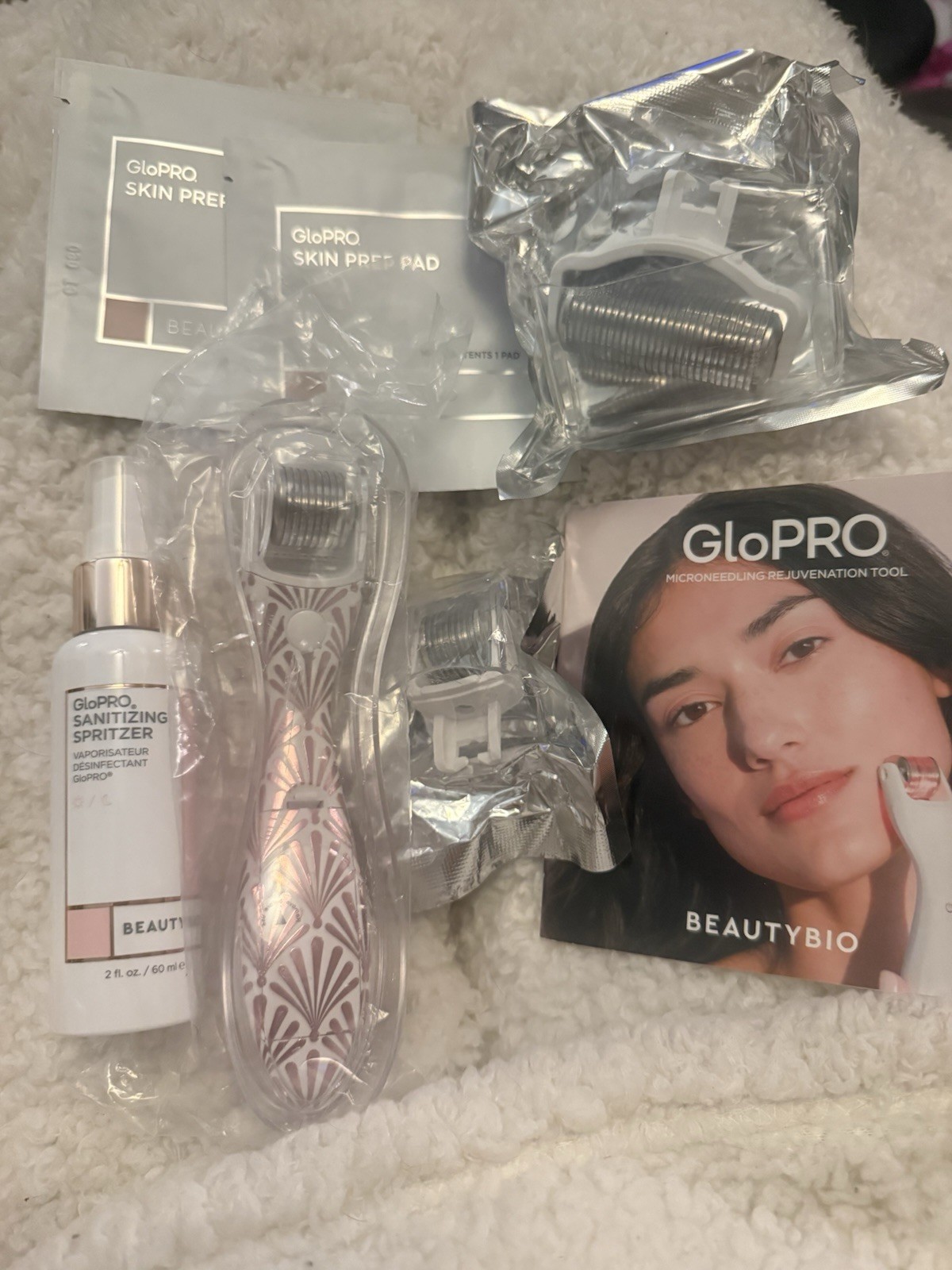 Beauty bio GloPro NWT micro needling Kit and Metallic Rose Gold Accessory Pouch