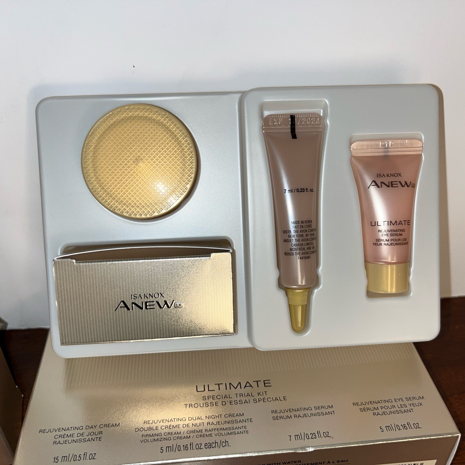 Isa Knox ANEW LX Ultimate Special 4 Piece Trial Kit Avon