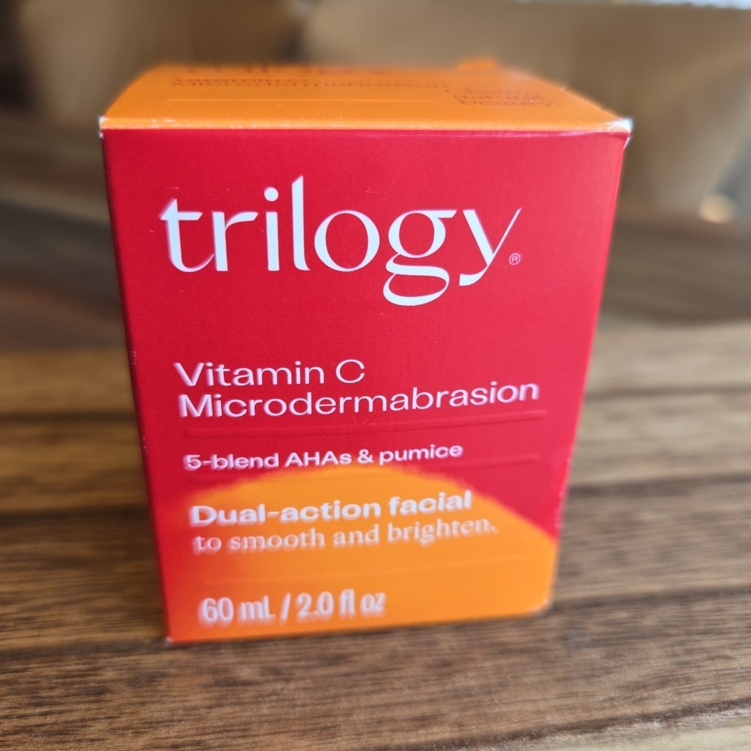 Trilogy Microdermabrasion Vitamin C Ceramide 60ml For Dull Skin New Facial