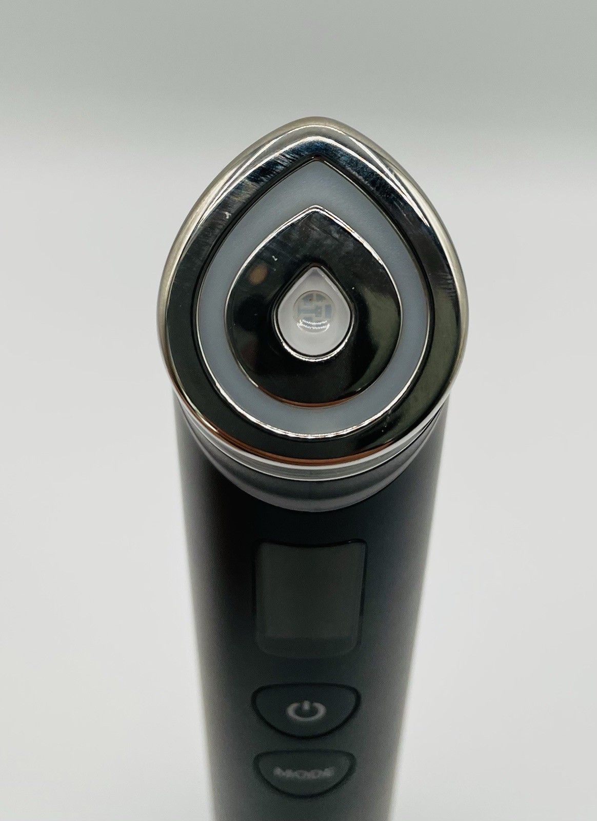 Medicube AGE-R Booster Pro Black 6-in-1 LED Skincare Device- Used