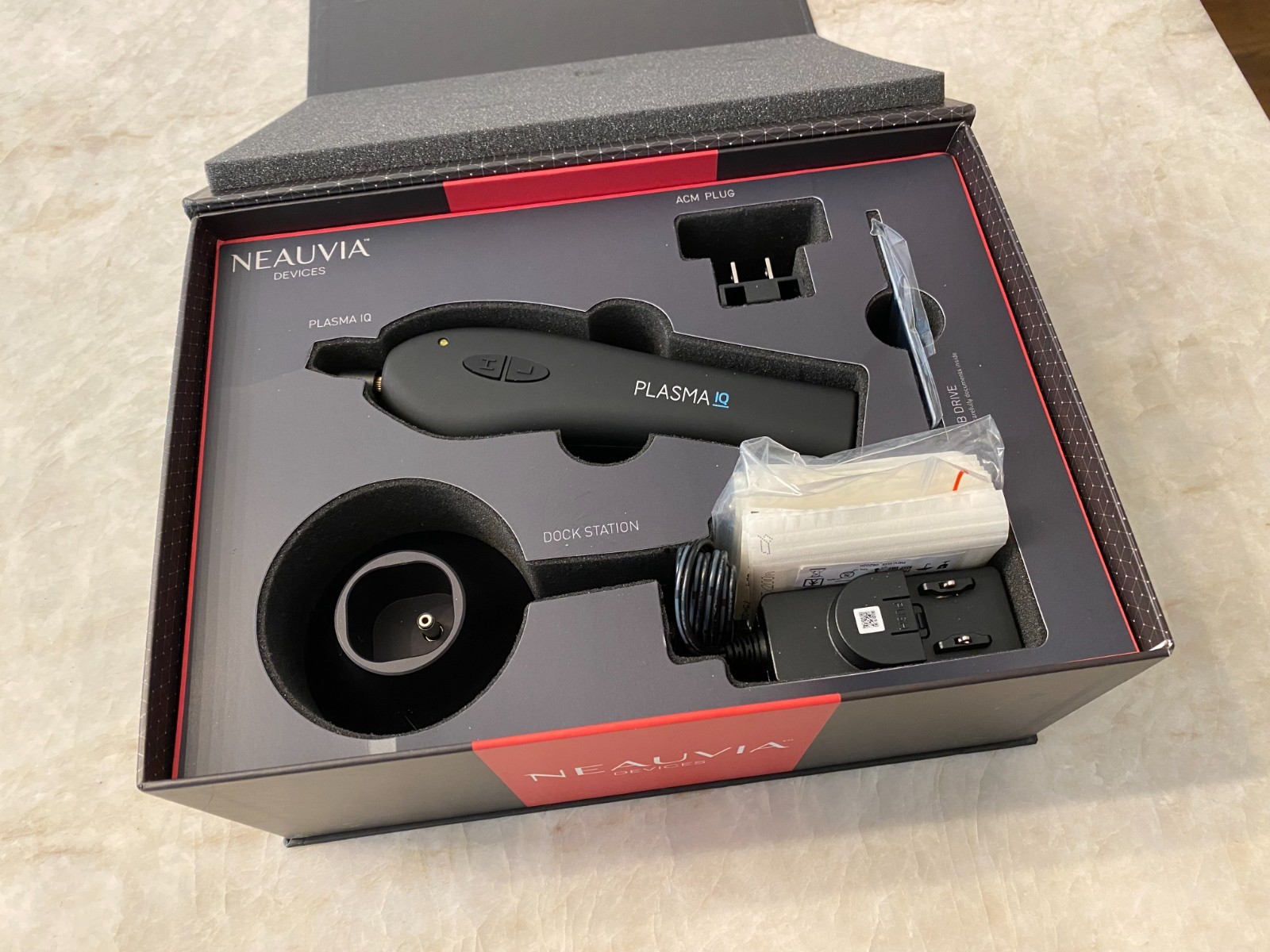 Neauvia Plasma IQ – Portable electrosurgery plasma pen – FDA Cleared – NIB