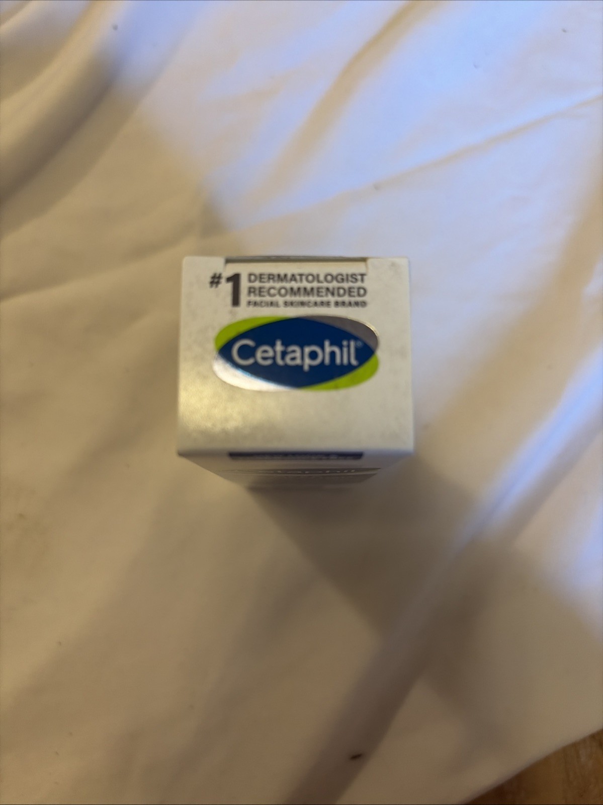 Cetaphil Deep Hydration Refreshing Eye Serum with Hyaluronic Acid, 0.5oz New