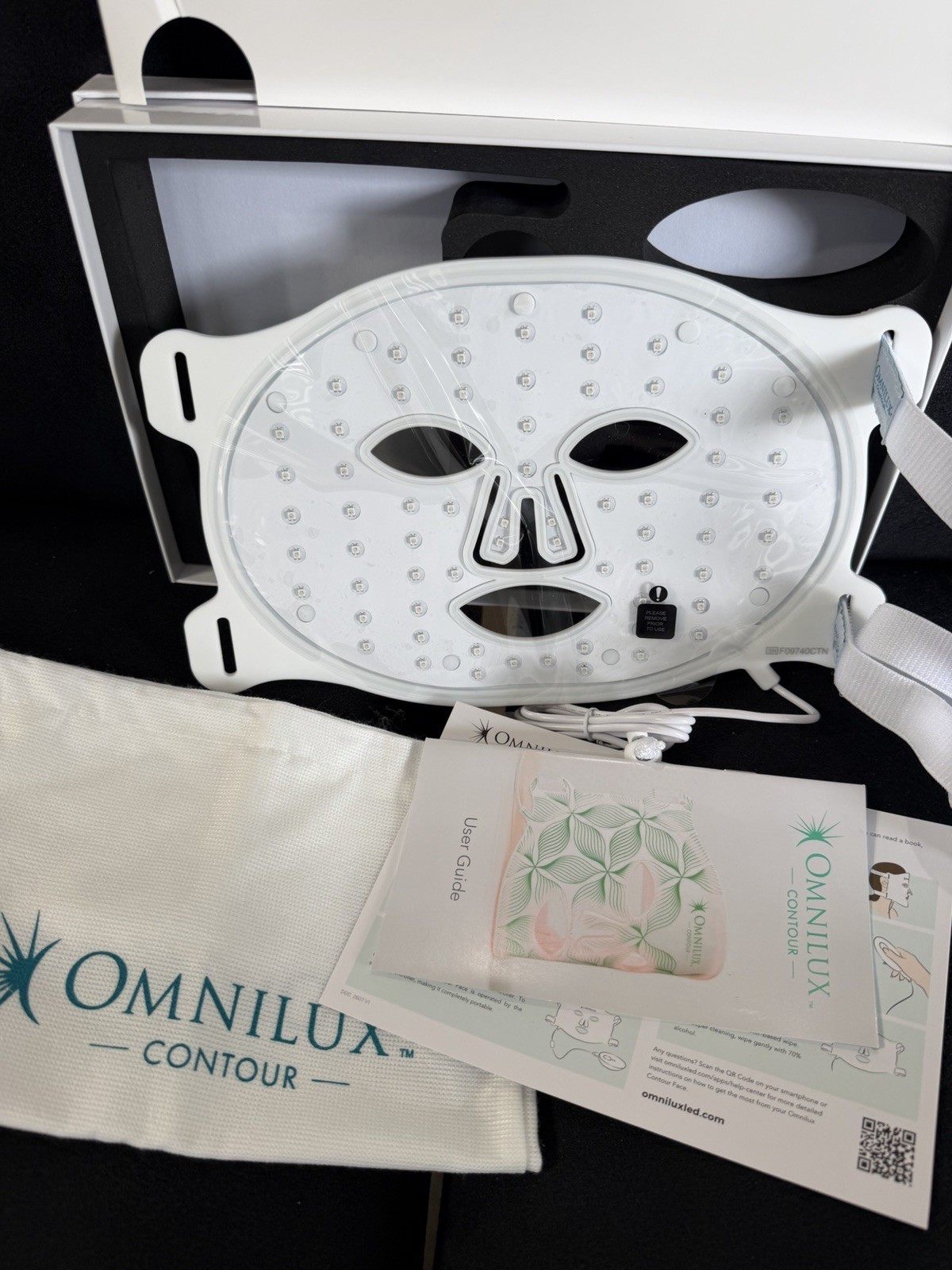 Omnilux Contour Face LED Light Anti-Aging Mask Open-Box Tested & Free Powerbank
