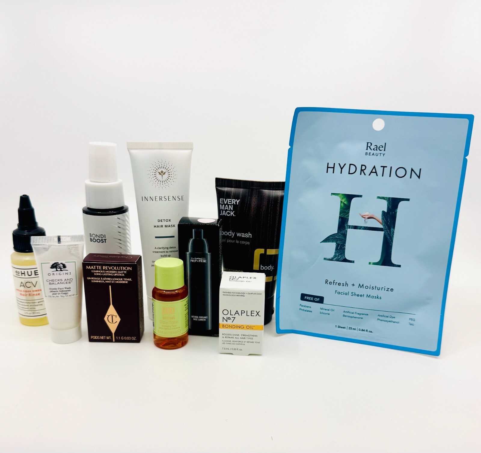 10-piece bundle includes new, unused travel-size and deluxe sample items
