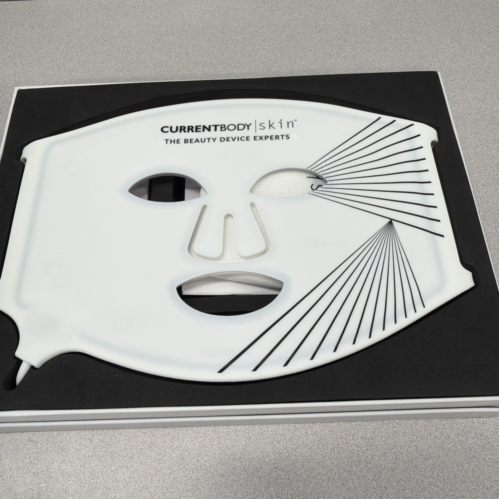 CurrentBody Skin LED Light Therapy Mask