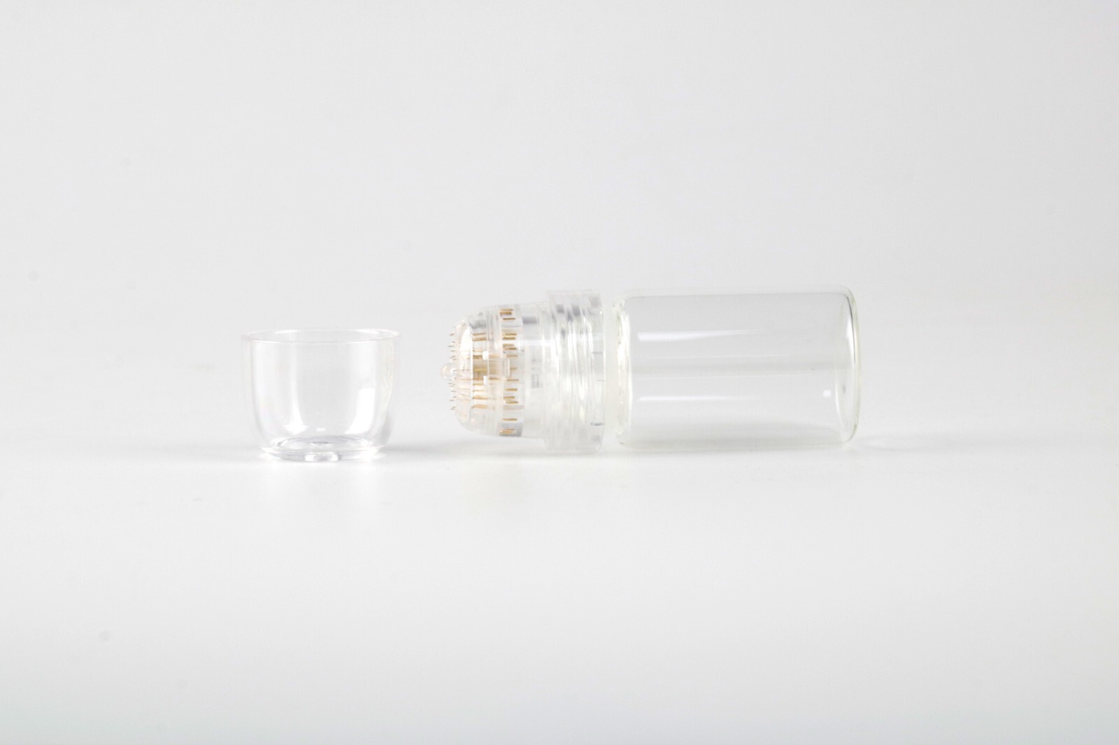 Two Extra Heads! 20Pin / 64Pin Titanium Roller Bottle For Face Skin Salon Use