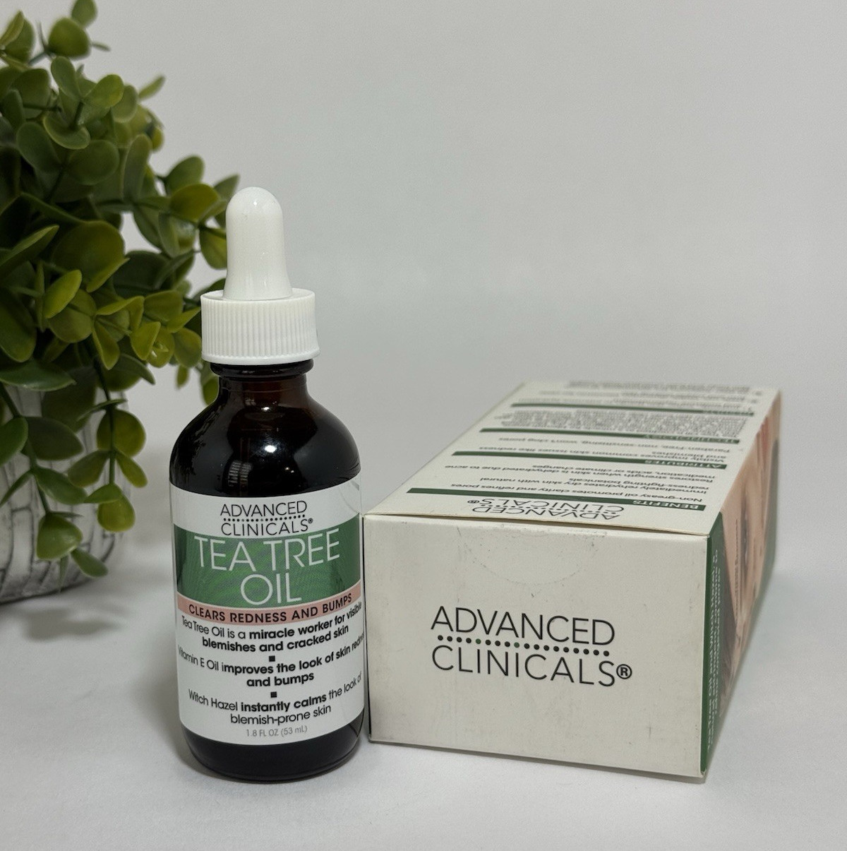 Advanced Clinicals Tea Tree Oil Clears Redness & Bumps 1.8 fl oz with Vitamin E