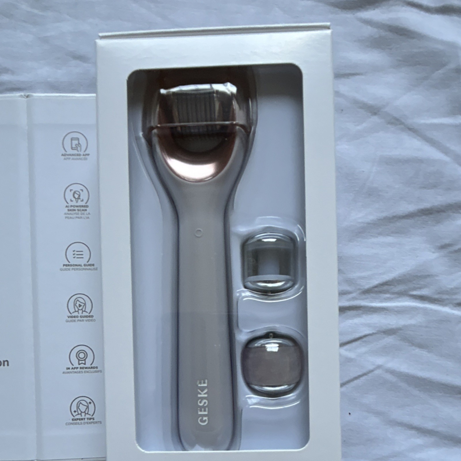 GESKE SmartAppGuided MicroNeedle Face Roller 9-in-1 Anti-Aging