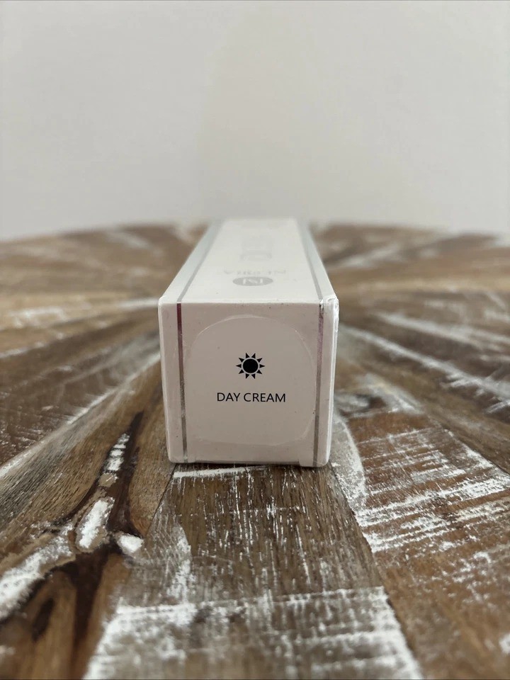 Neora Age IQ DAY Cream (Nerium Age Defying) – 1fl oz/30ml – 07/2027 – NIB!