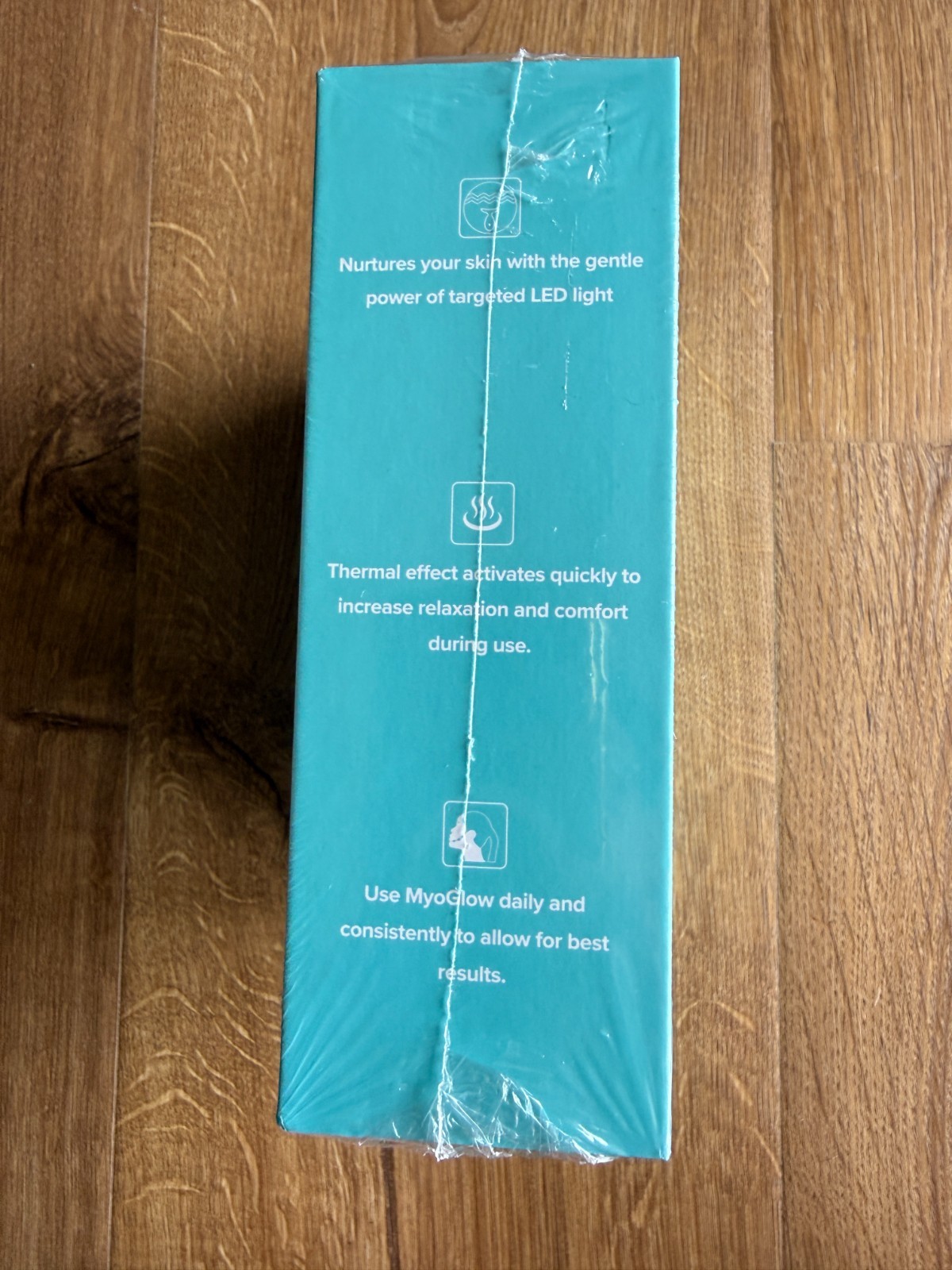 MyoGlow LED Light Therapy Neck Face Sculpting Device BRAND NEW Sealed