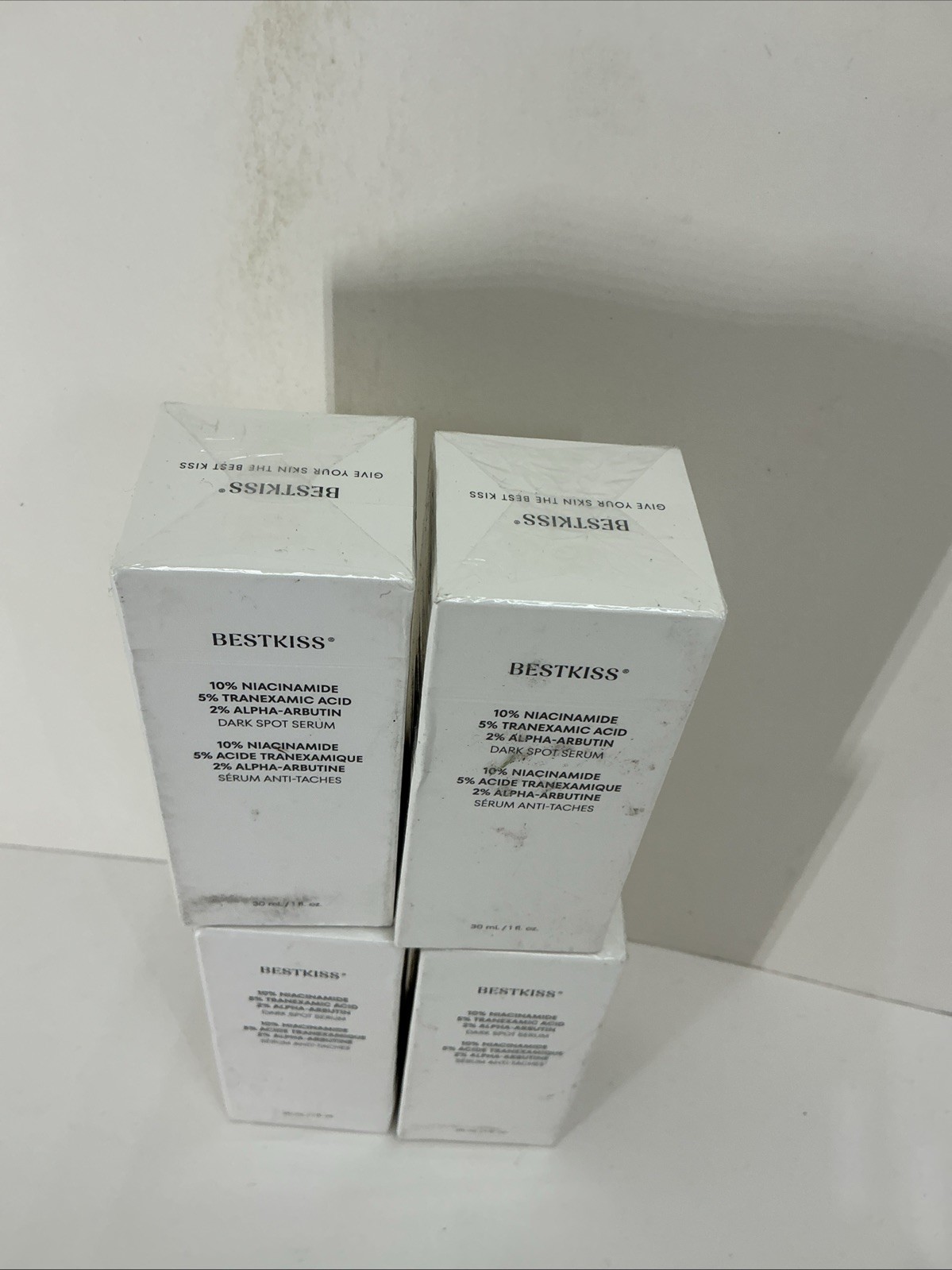 4BESTKISS serum anti-taches 10% Niacinamide 5% Tranexamic Acid 2% Alpha-Arbutine
