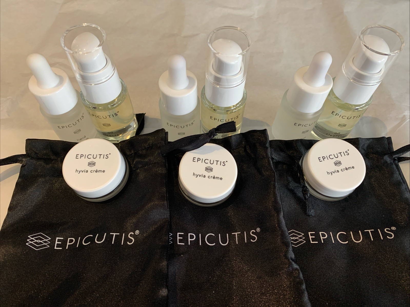 Set Of 3 – Epicutis 3 Piece Travel Set Oil Cleanser Lipid Serum Hyvia Cream.