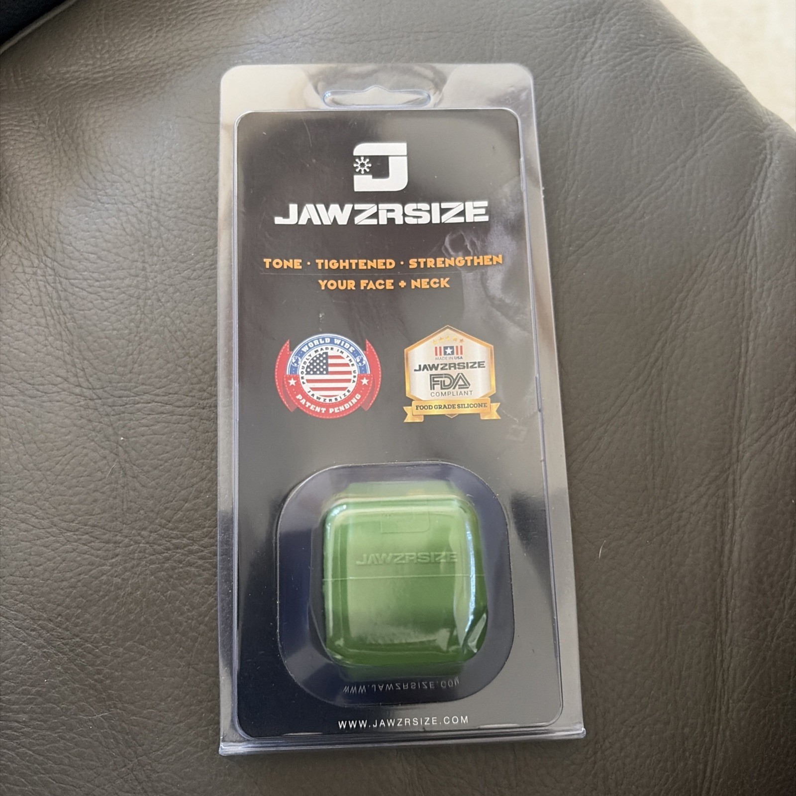 Jawzrsize Pop N Go Jaw Face and Neck Exerciser Tone + Tighten + Strengthen NEW!