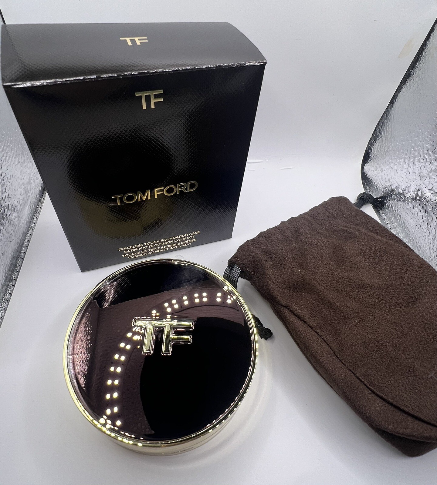 Tom Ford TRACELESS TOUCH FOUNDATION CASE ONLY New in Box