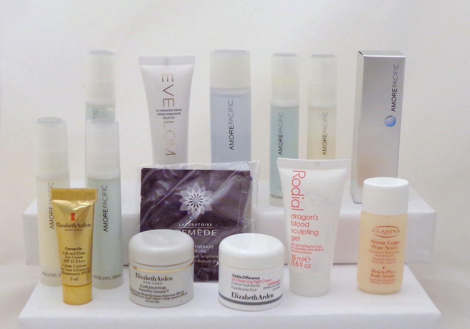 Lot of 100~MIXED MAKEUP-SKINCARE-BODYCARE-FULL SIZE- DELUXE-TRAVEL SZ SAMPLES