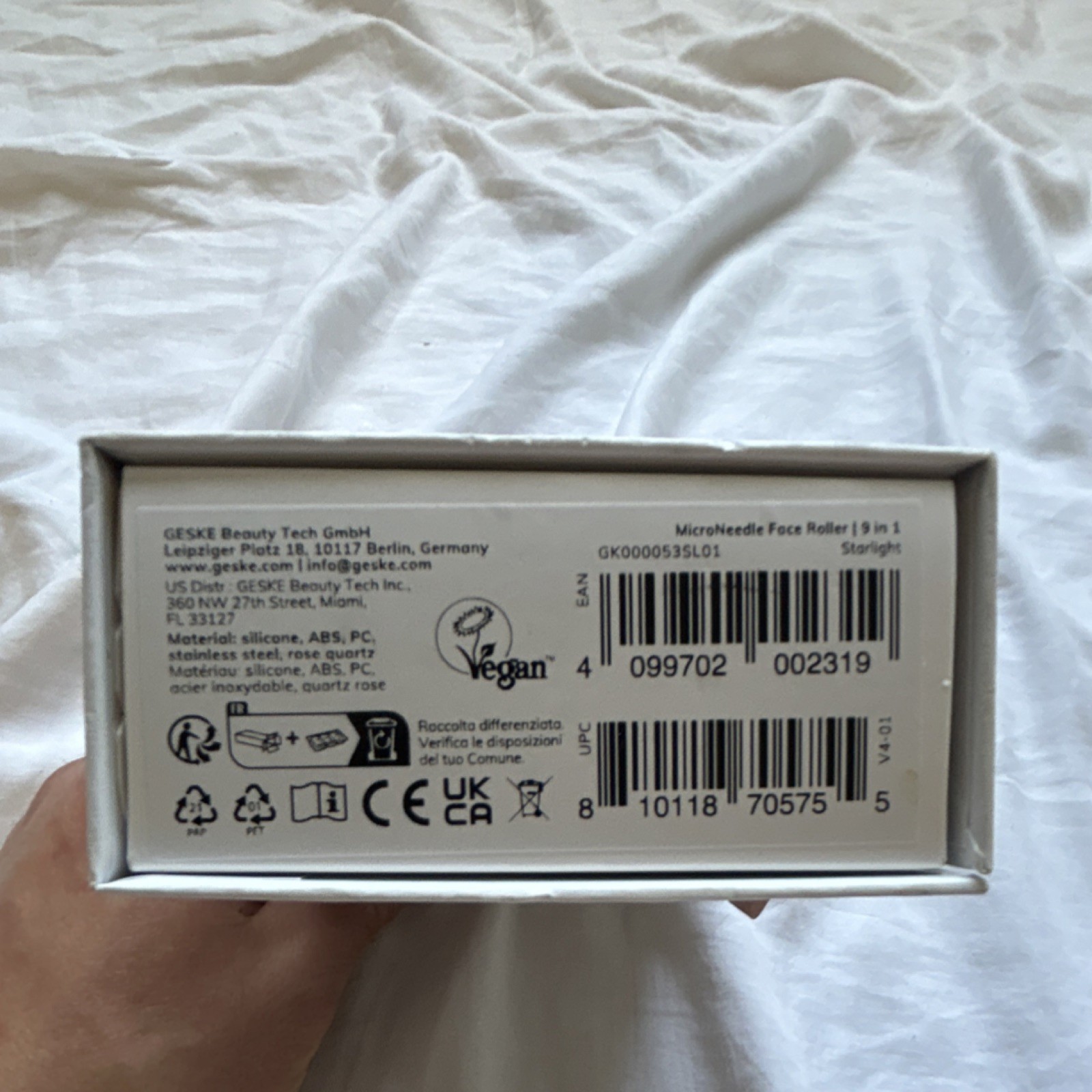 GESKE SmartAppGuided MicroNeedle Face Roller 9-in-1 Anti-Aging
