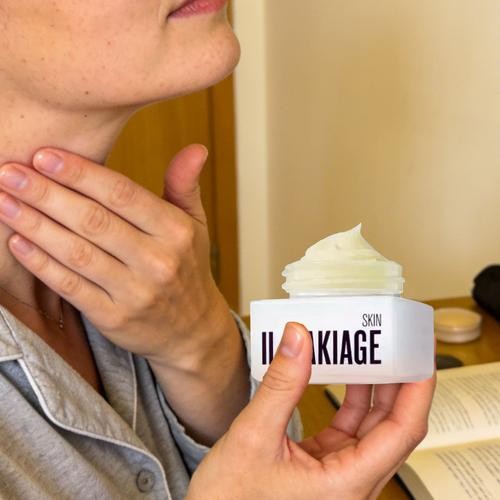 IL MAKIAGE POWER REDO ANTI AGING BLUR & SMOOTH WRINKLE FILLER 20ML