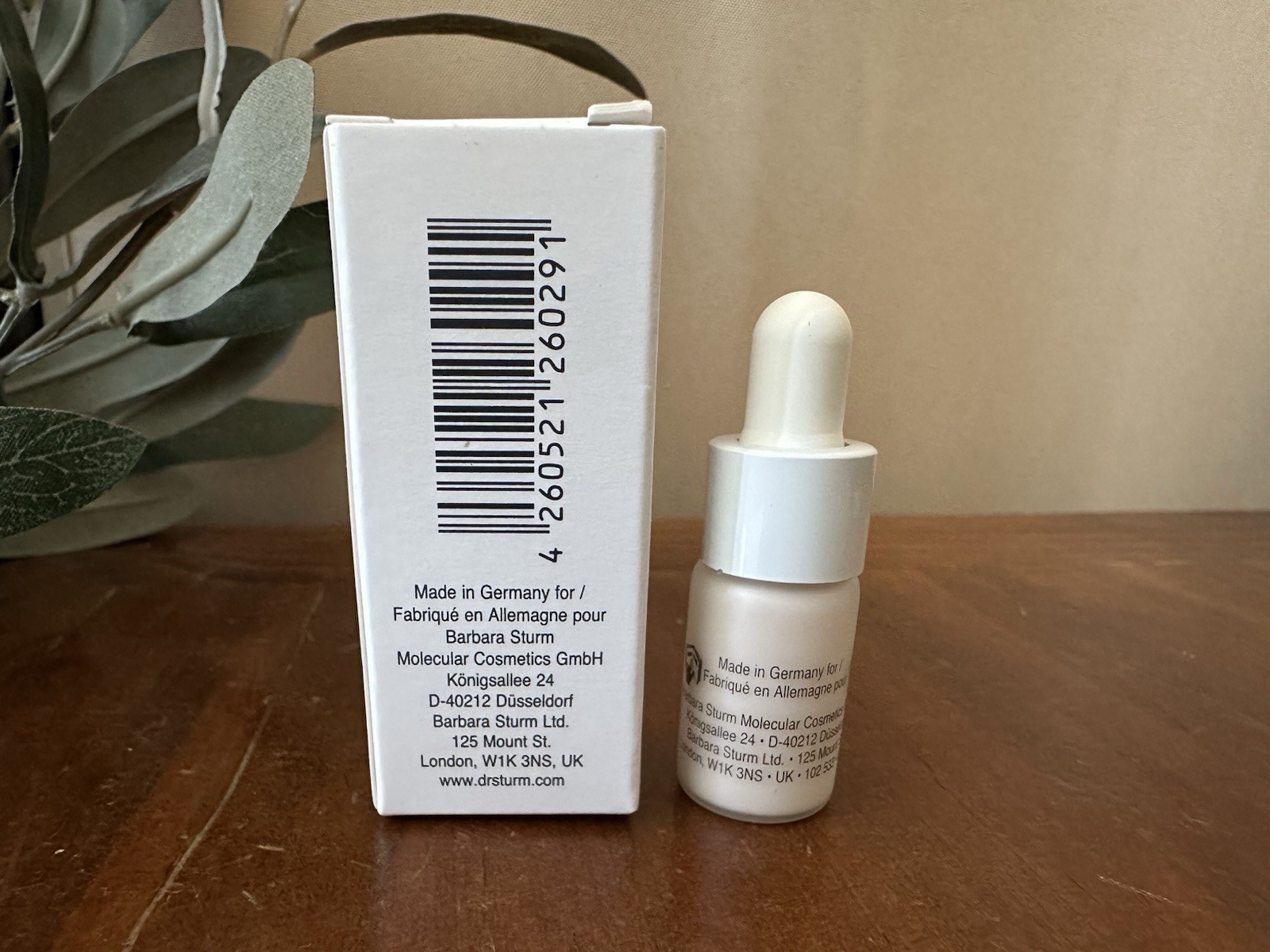NIB Dr. Barbara Sturm Glow Drops Deluxe Sample Size .1oz, 3ml