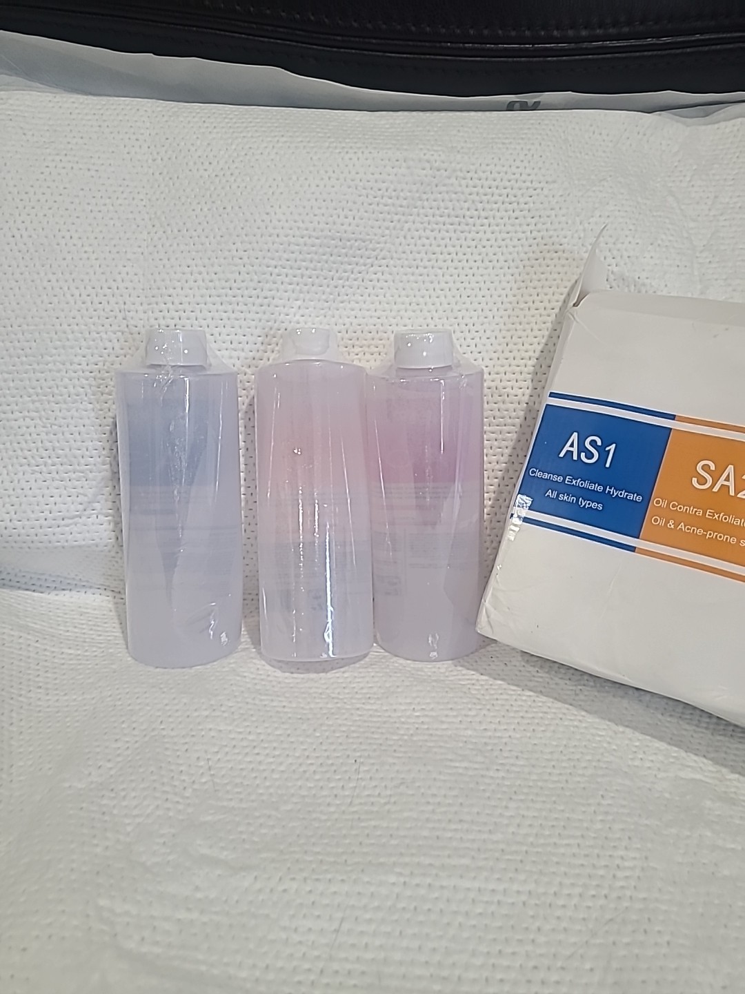 Balle Metta’s AS1 SA2 AO3 Aqua Peeling Solution, 400ml, Exp. 10/2026