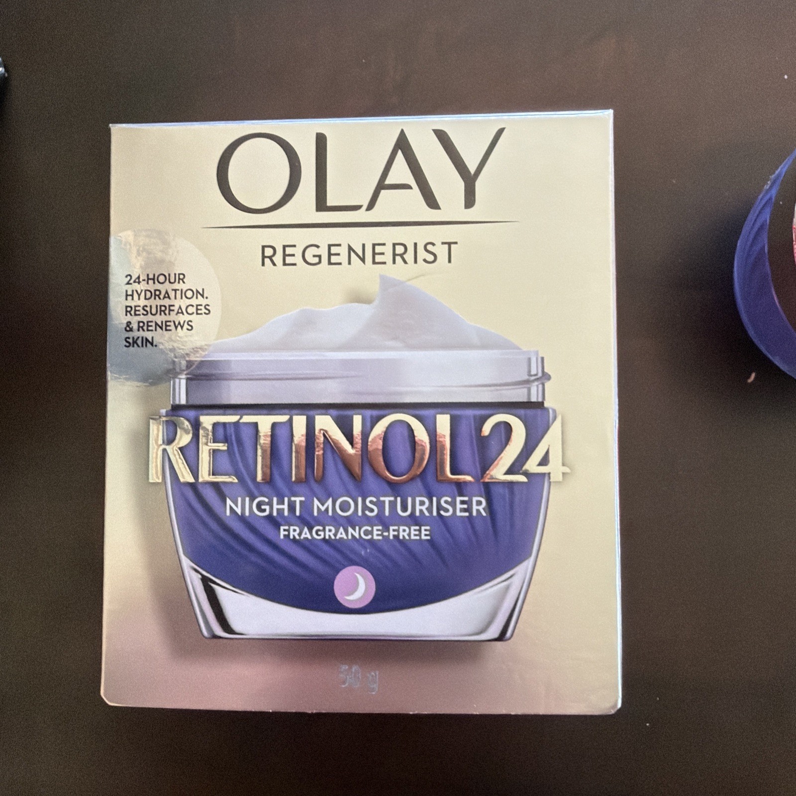 Olay Regenerist Retinol 24 Night Moisturizer with 1 Week of Whip Moisturizer