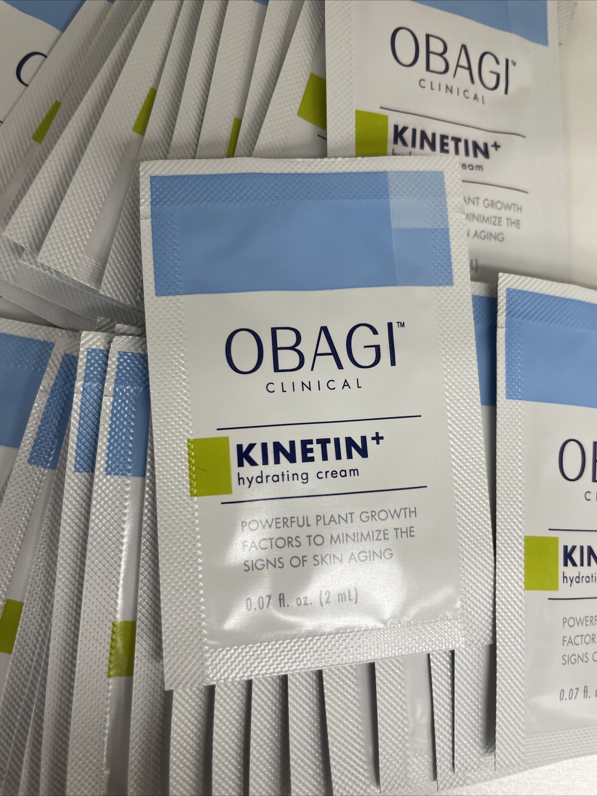OBAGI Clinical Kinetin Hydrating Cream X 40 Satchets( 2 ML Each) 80 ml