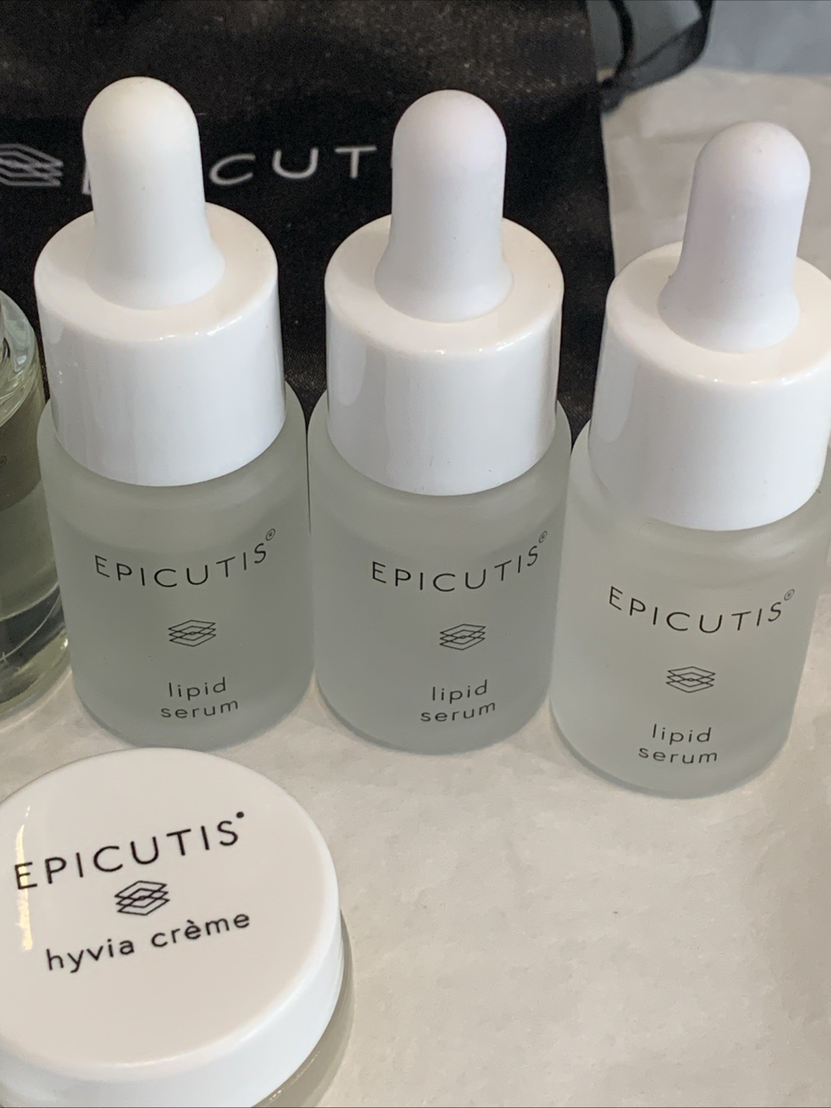 Set Of 3 – Epicutis 3 Piece Travel Set Oil Cleanser Lipid Serum Hyvia Cream.