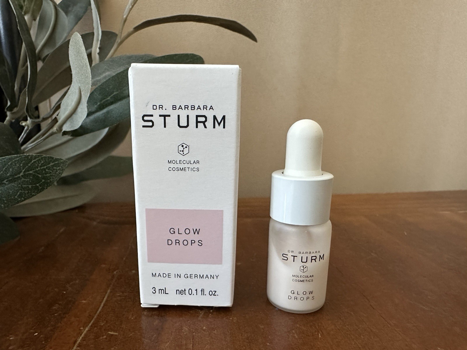 NIB Dr. Barbara Sturm Glow Drops Deluxe Sample Size .1oz, 3ml