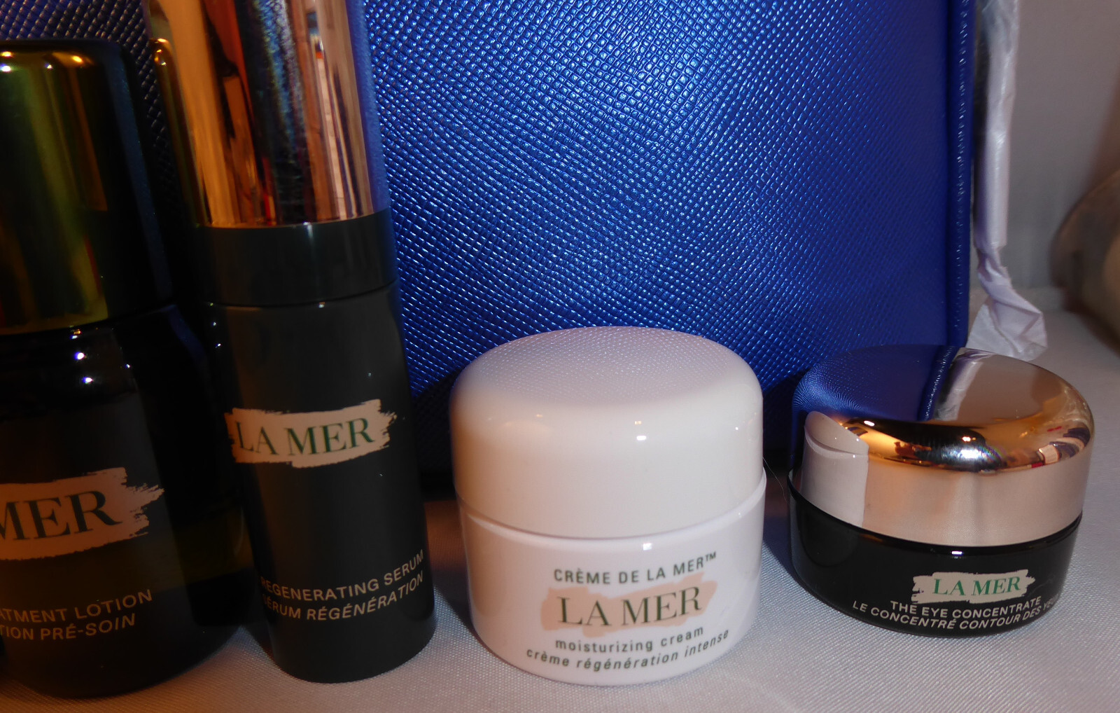 LA MER 5PC Mini Gift Set Blue Bag, Treatment Lotion, Cream, Serum, Eye Cream NEW