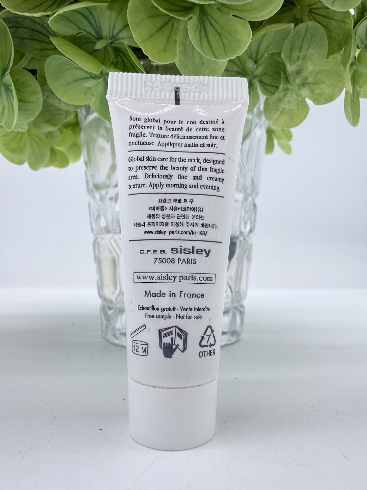 Sisley Neck Cream The Enriched Formula 10 ml / 0.33 fl oz