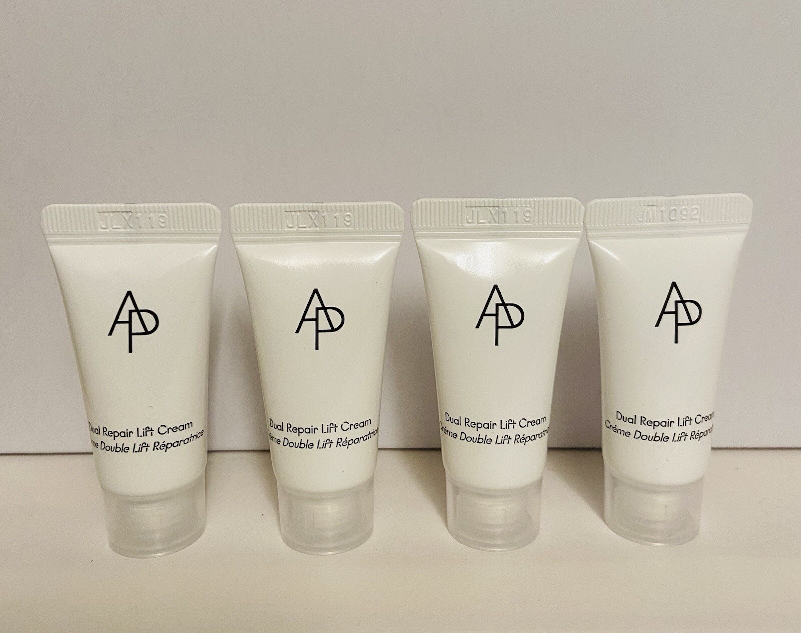 Amore Pacific, (New) AP. Dual Repair Lift Cream 5ml X 4pcs (Travel Size)