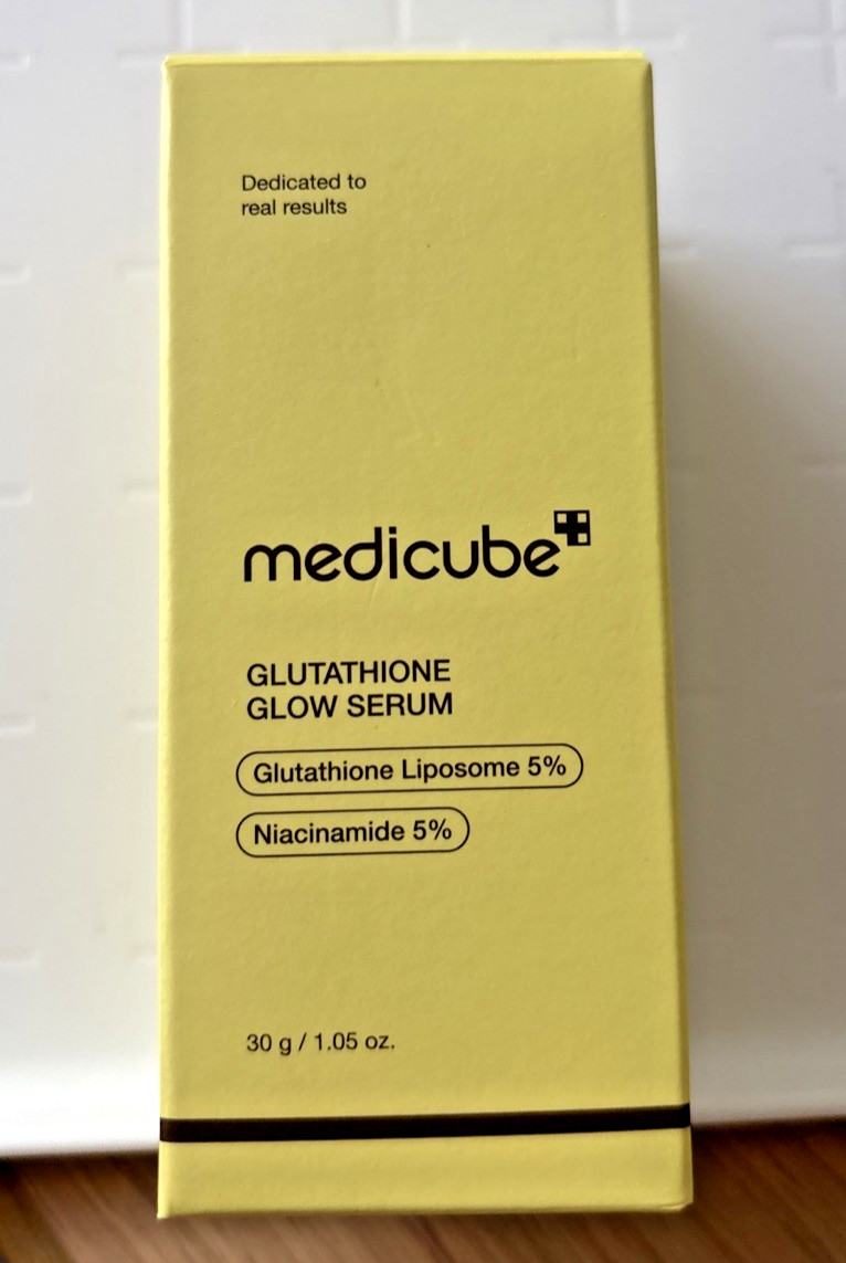medicube Glutathione Glow Serum; Liposome 5% Niacinamide 5% – 1.05 fl. oz. (BN)