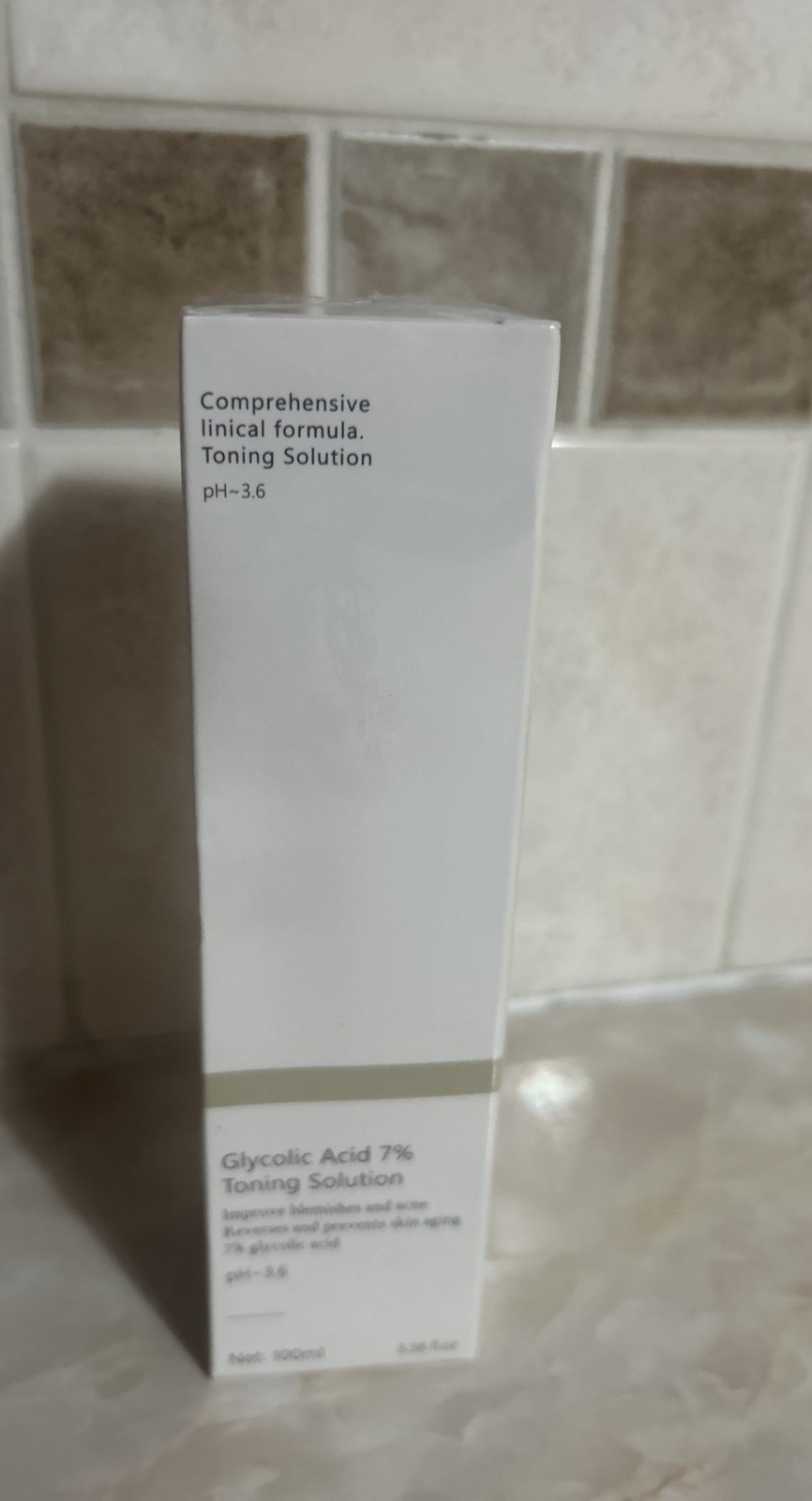 Glycolic Acid 7% Toning Solution. 100 ml 3.38 fl oz Exp 04/2027 pH-3.6