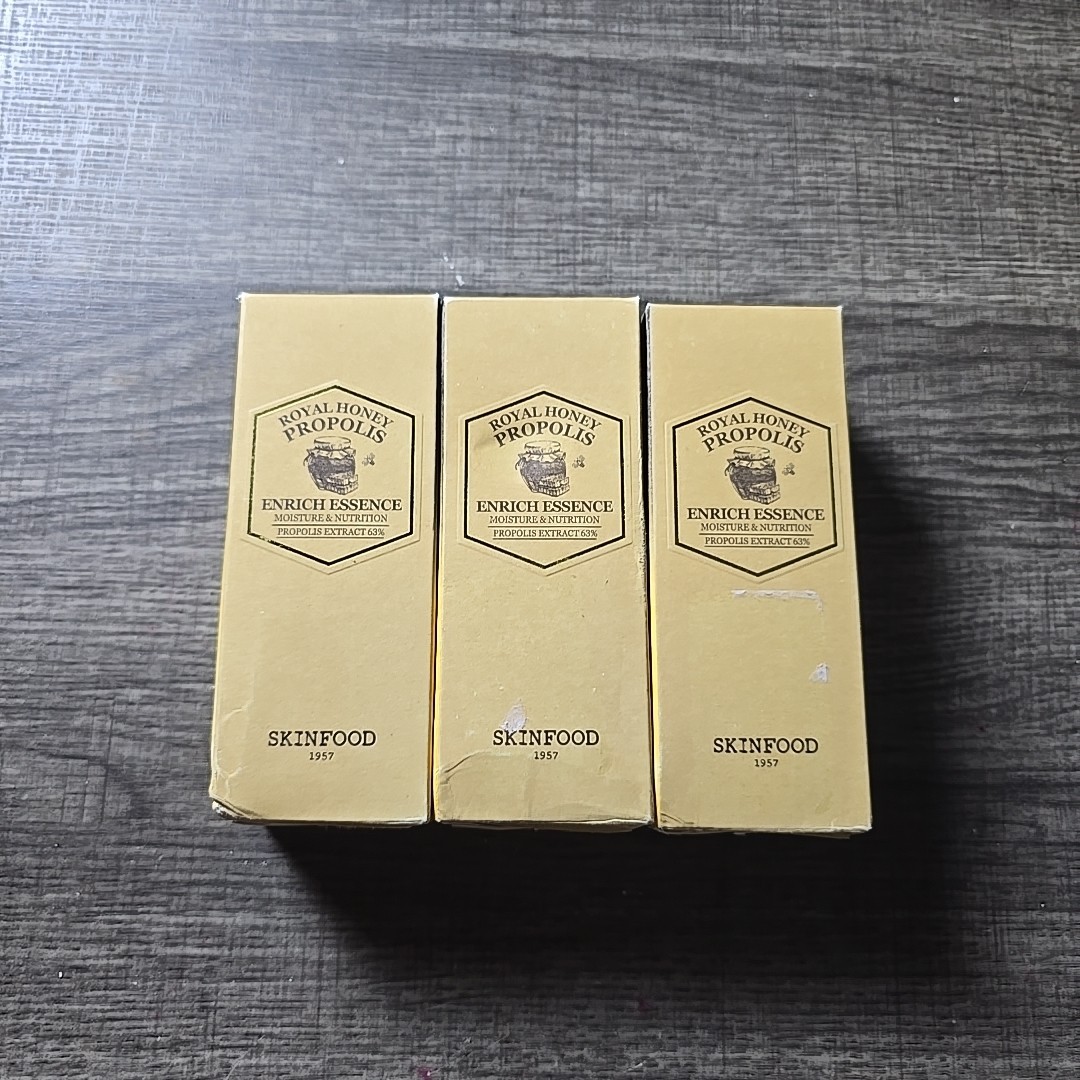 LOT OF 3 Royal Honey Propolis. Enrich Essence Skinfood 50ml EXP 04/2026