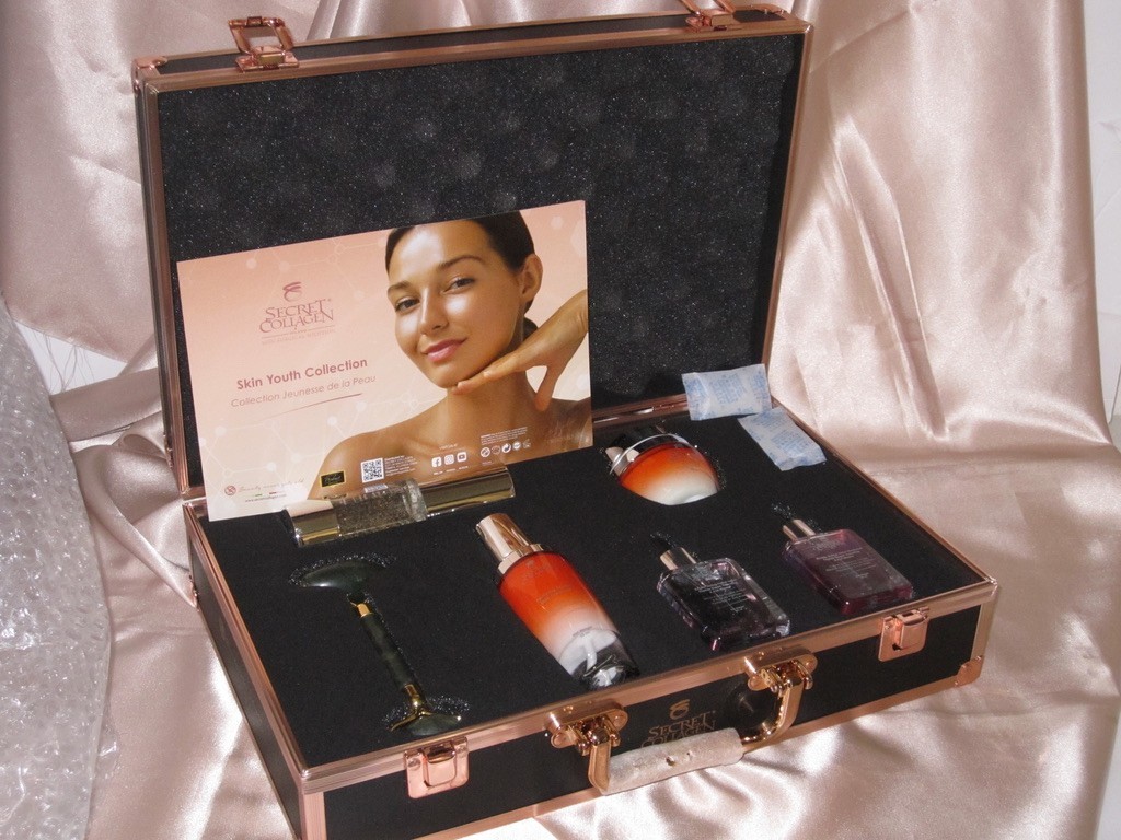 SECRET COLLAGEN SKIN YOUTH COLLECTION 5 PIECES+DOUBLE-END GREEN STONE ROLLER-NEW
