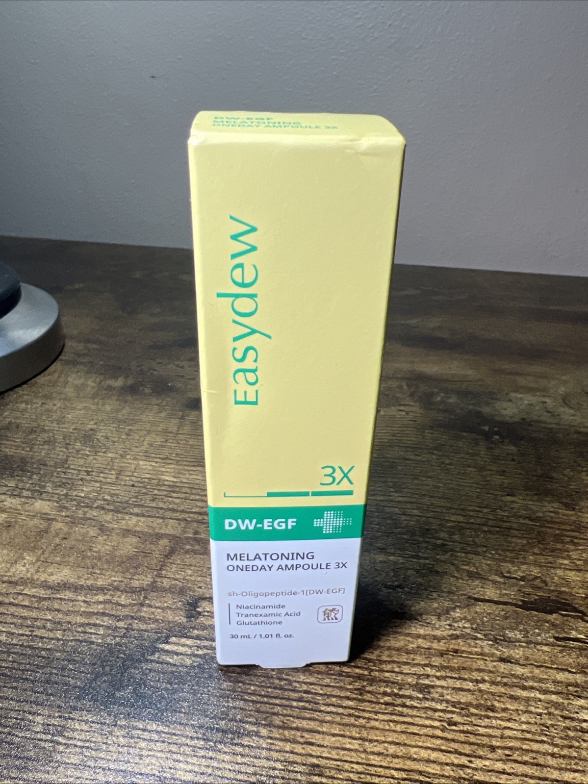 Easydew DW-EGF Melatoning Ampoule 3X – Hydrating Dark Spot Serum with Niacina…