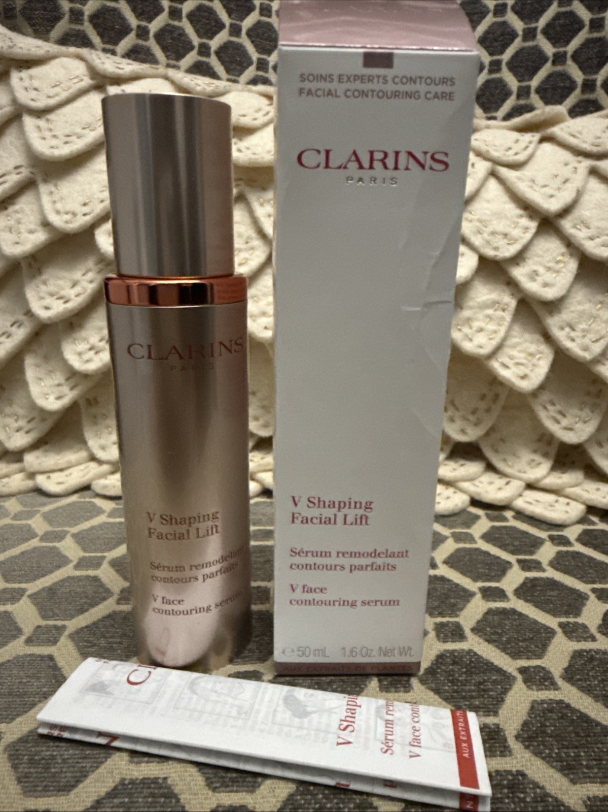CLARINS V Shaping Facial Lift Contouring Serum 50ml/1.6oz, NIB, Unsealed Pump